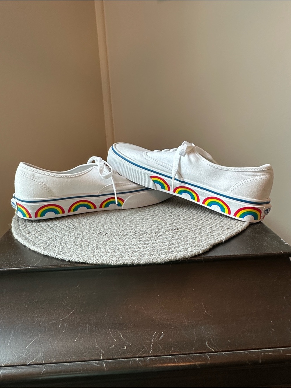 Vans White Canvas Low-Top Sneakers with Blue Tag